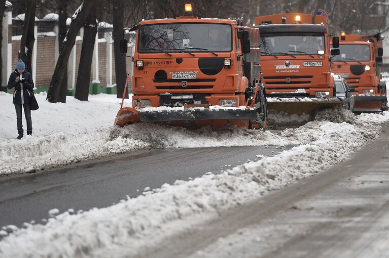 Уборка снега в Москве