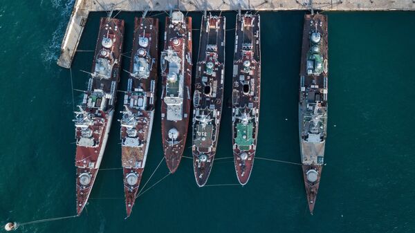 Корабли, которые ранее входили в состав военно-морских сил Украины, в бухте Севастополя
