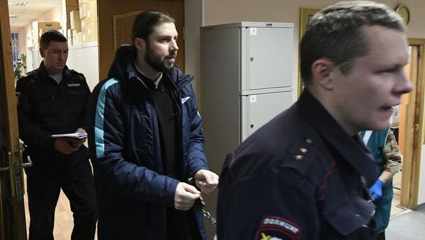Священник Глеб Грозовский, обвиняемый в педофилии, перед оглашением приговора в Приозерском городском суде Ленинградской области. 17 января 2018