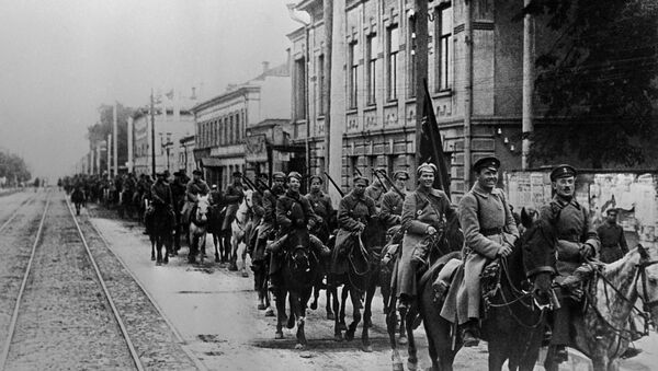 Вступление конных частей Красной Армии в Казань. 1918 год