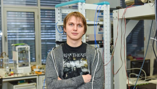 Инженер лаборатории «Сверхпроводящие метаматериалы» НИТУ «МИСиС» Илья Беседин