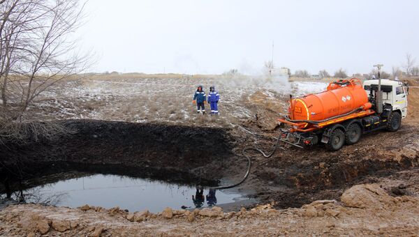 В Саратовской области ведутся работы по устранению последствий порыва магистрального нефтепровода. 19 января 2018