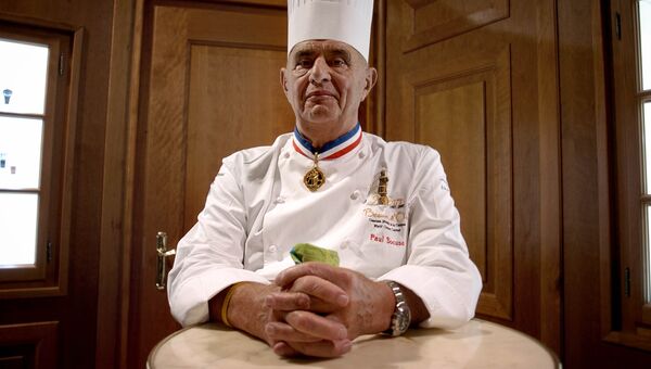 Французский шеф-повар Поль Бокюз. Архивное фото