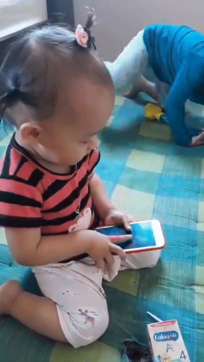 В Таиланде мама придумала необычный способ отучить детей от смартфона