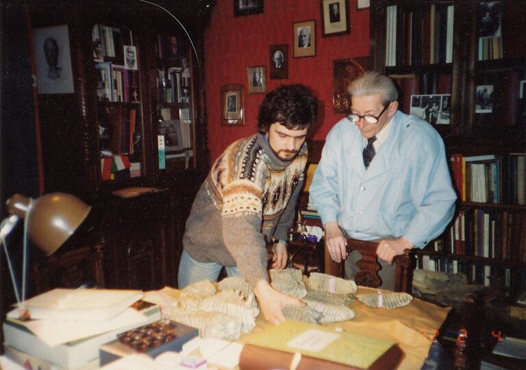 Сергей Левонович Вартанян и Вадим Евгеньевич Гарутт, сотрудник Зоологического института РАН, соавтор статьи в Nature. Санкт Петербург, 1992 год Сергей Левонович Вартанян и Вадим Евгеньевич Гарутт, сотрудник Зоологического института РАН, соавтор статьи в Nature. Санкт Петербург, 1992 год