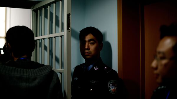 Охрана в Центре для заключенных в Пекине