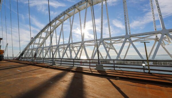 Строительство Крымского моста через Керченский пролив. Архивное это