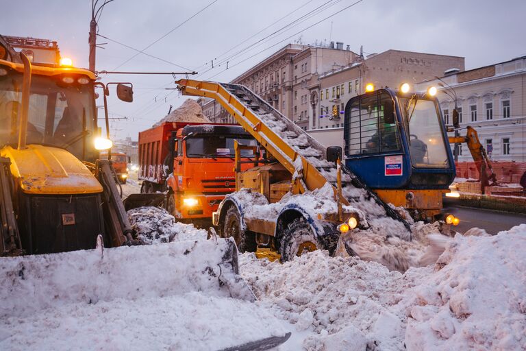 Снегопогрузчик СНП-17