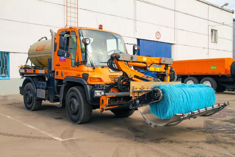 Mercedes-Benz Unimog U400