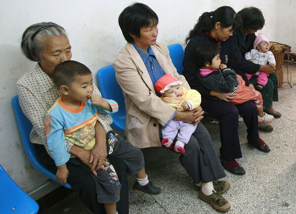 Очередь в детской больнице в Китае