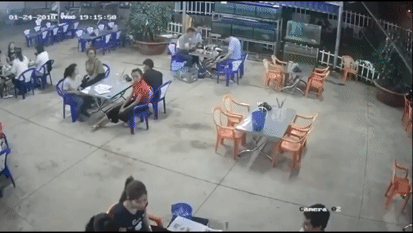 Драка в кафе во Вьетнаме. Скриншот