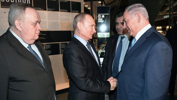 Президент РФ Владимир Путин и премьер-министр Израиля Биньямин Нетаньяху в Еврейском музее и центре толерантности. 29 января 2018