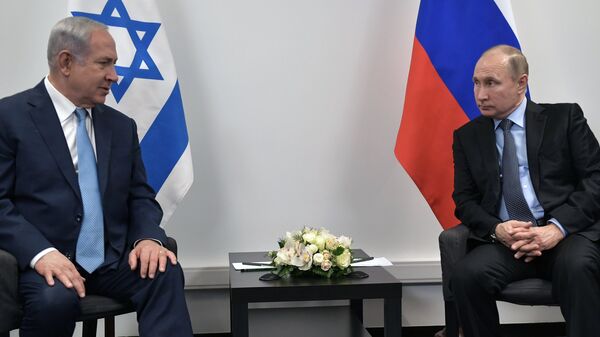 Владимир Путин и премьер-министр Государства Израиль Биньямин Нетаньяху во время встречи в Еврейском музее и центре толерантности. 29 января 2018