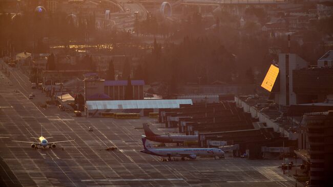 Самолеты в Международном аэропорту Сочи