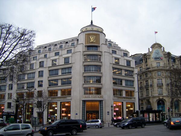Louis Vuitton в Париже