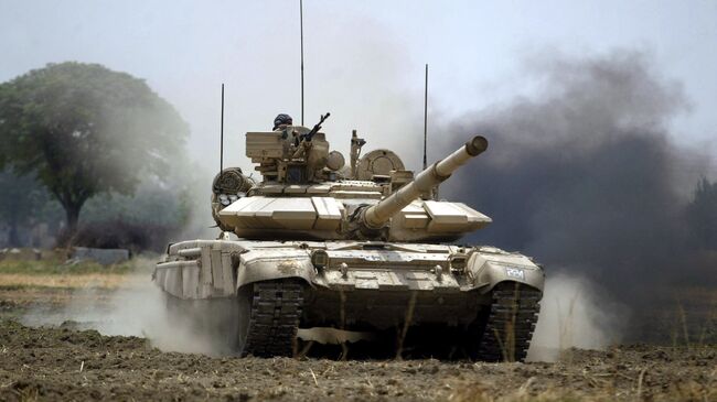 Танк Т-90 индийской армии. Архивное фото