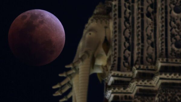Кровавая Луна в Бангкоке