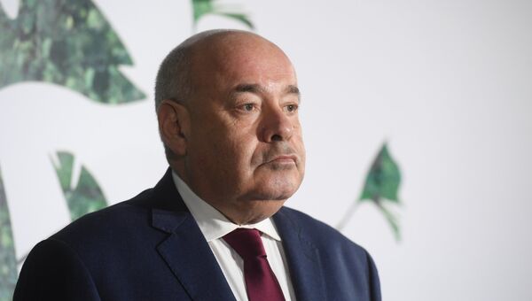 Михаил Швыдкой на выставке Жены в Музее русского импрессионизма в Москве Михаил Швыдкой на выставке Жены в Музее русского импрессионизма в Москве