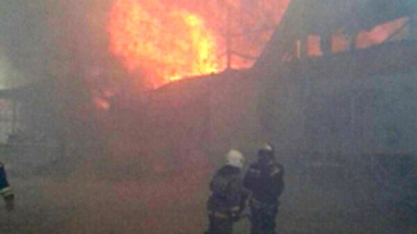 Пожар на улице Ермолова в складском помещении на территории хлебокомбината в Пятигорске. 1 февраля 2018
