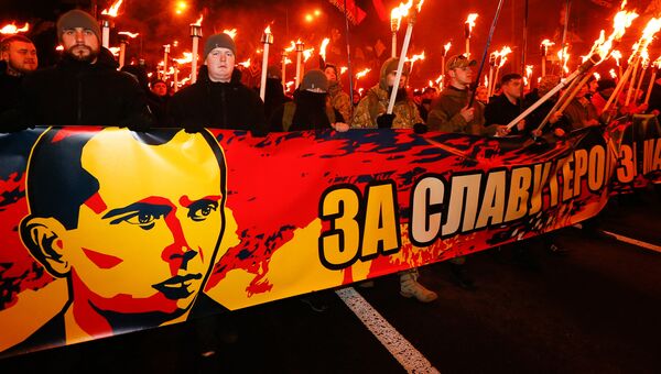 Активисты националистических партий во время митинга в честь 109-летия Степана Бандеры в Киеве