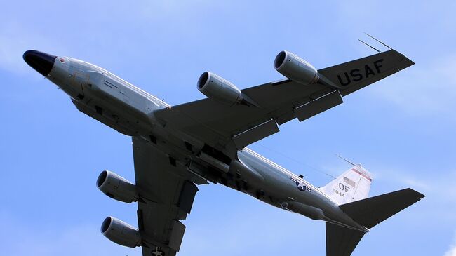 Американский самолет Boeing RC-135. Архивное фото