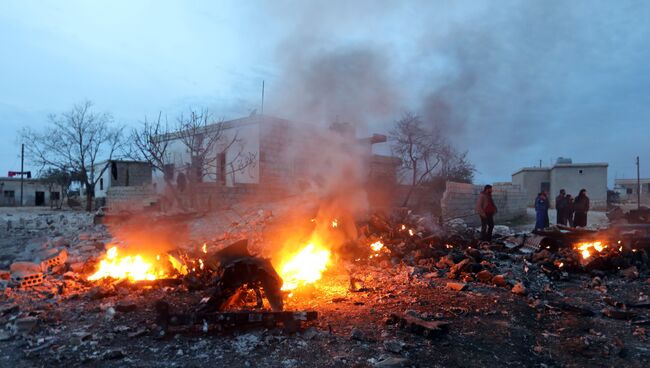 Обломки сбитого боевиками российского самолета Су-25 в Сирии. Архивное фото