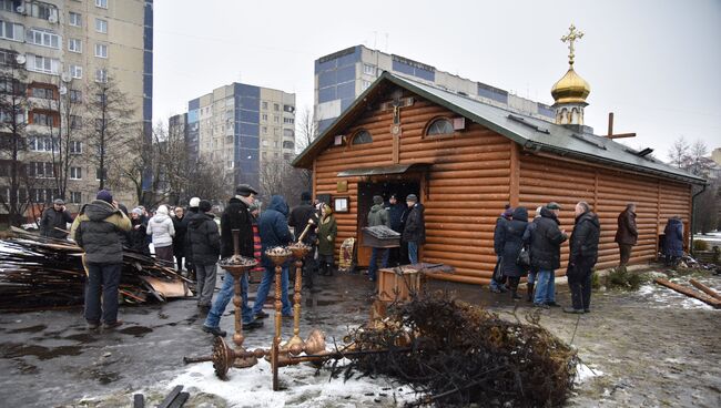 Деревянная церковь святого князя Владимира Украинской православной церкви Московского патриархата во Львове, в которой ночью 3 февраля произошел пожар