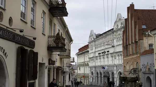Одна из улиц старого города в Вильнюсе. Архивное фото
