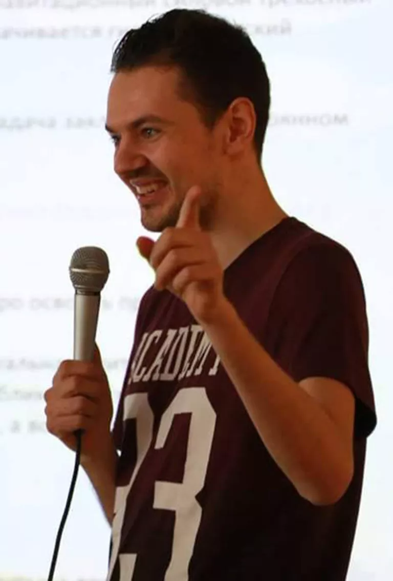 Биохакер, биогеронтолог Денис Варванец Биохакер, биогеронтолог Денис Варванец