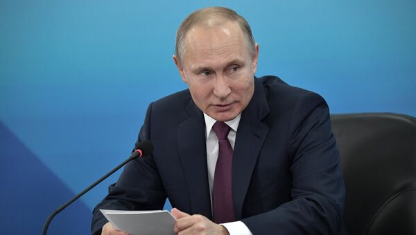 Президент РФ Владимир Путин проводит совещание по вопросам подготовки XXIX Всемирной зимней универсиады 2019 года в городе Красноярске. 7 февраля 2018
