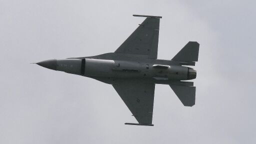 Истребитель F-16 - РИА Новости, 1920, 12.04.2025