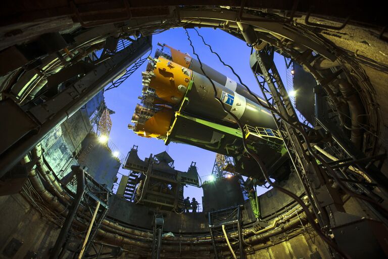  Ракета Союз-2.1а с грузовым кораблем Прогресс МС-08 установлена на стартовый комплекс на космодроме Байконур. 9 февраля 2018