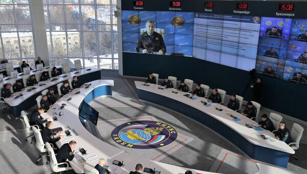 Глава МЧС России Владимир Пучков во время обращения к оперативной группе, работающей в зоне ЧС