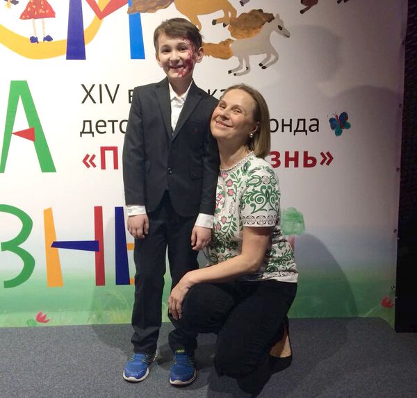 Георгий Савельев с актрисой Диной Корзун Георгий Савельев с актрисой Диной Корзун