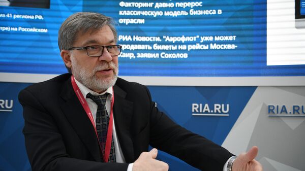 Заместитель руководителя ФАС России Андрей Цыганов во время интервью для сайта RIA.ru на Российском инвестиционном форуме в Сочи