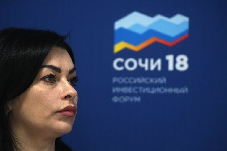 Председатель сельскохозяйственного потребительского перерабатывающего кооператива Пищевик Елена Родионова Председатель сельскохозяйственного потребительского перерабатывающего кооператива Пищевик Елена Родионова