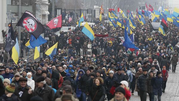 Сторонники оппозиции Украины и бывшего президента Грузии Михаила Саакашвили на митинге против президента Украины Петра Порошенко в Киеве, Украина. 18 февраля 2018