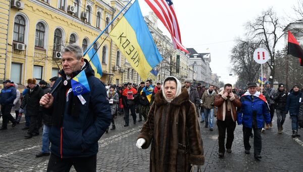 Марш сторонников Михаила Саакашвили в Киеве с требованием отставки действующего президента Украины Петра Порошенко. 18 февраля 2018