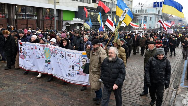 Марш сторонников Михаила Саакашвили в Киеве с требованием отставки действующего президента Украины Петра Порошенко. 18 февраля 2018