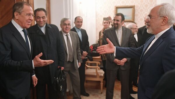 Министр иностранных дел России Сергей Лавров и министр иностранных дел Исламской Республики Иран Мухаммад Джавад Зариф на встрече в Москве. 19 февраля 2018