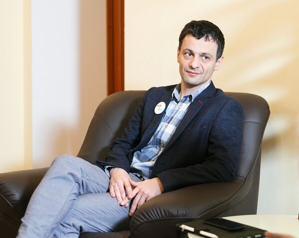 Химик Артем Оганов Химик Артем Оганов