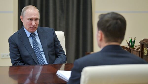 Владимир Путин и председатель совета директоров ПАО Северсталь Алексей Мордашов во время встречи. 21 февраля 2018