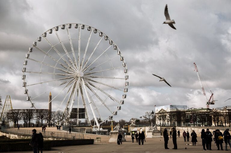 Сад Тюильри в Париже Сад Тюильри в Париже