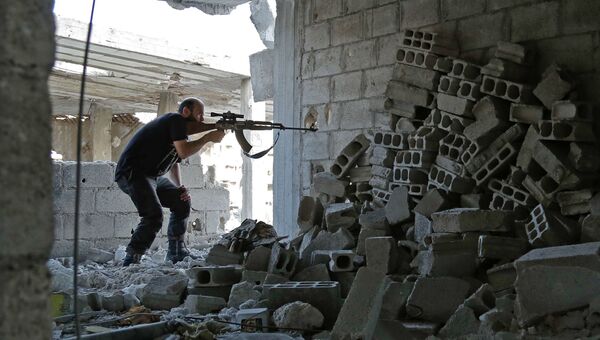 Боевик из группировки Файлак-ар-Рахман в Восточной Гуте, Сирия