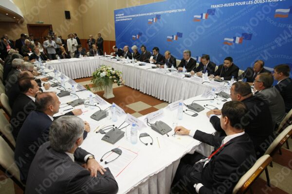 Заседания российско-французской комиссии по сотрудничеству на уровне глав правительств в Сочи