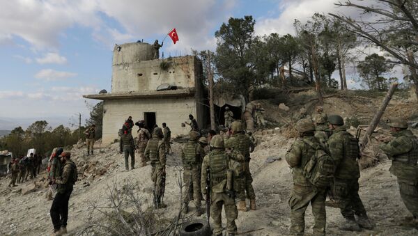 Турецкие военные в районе Африна