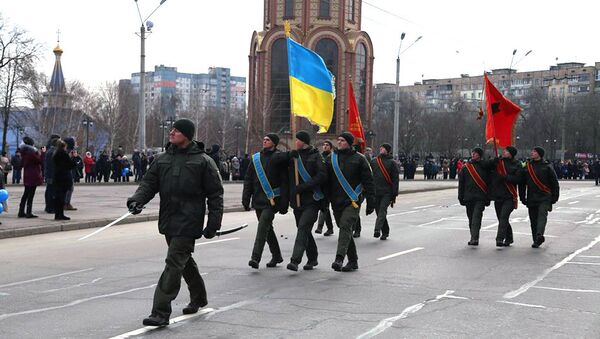Военнослужащие Национальной гвардии Украины во время празднования дня освобождения города Кривой Рог. 22 февраля 2018
