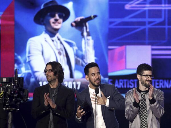 Группа Linkin Park на церемонии вручения премии American Music Awards