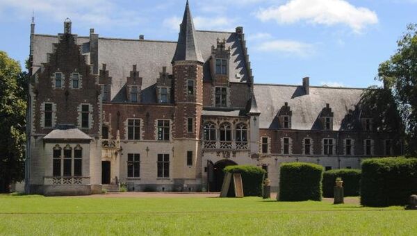 Принадлежавший Рубенсу Castle of Het Steen в Бельгии