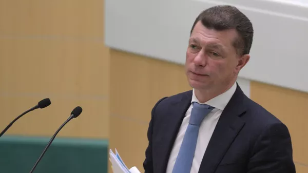 Министр труда и социальной защиты РФ Максим Топилин на заседании Совета Федерации РФ. 28 февраля 2018